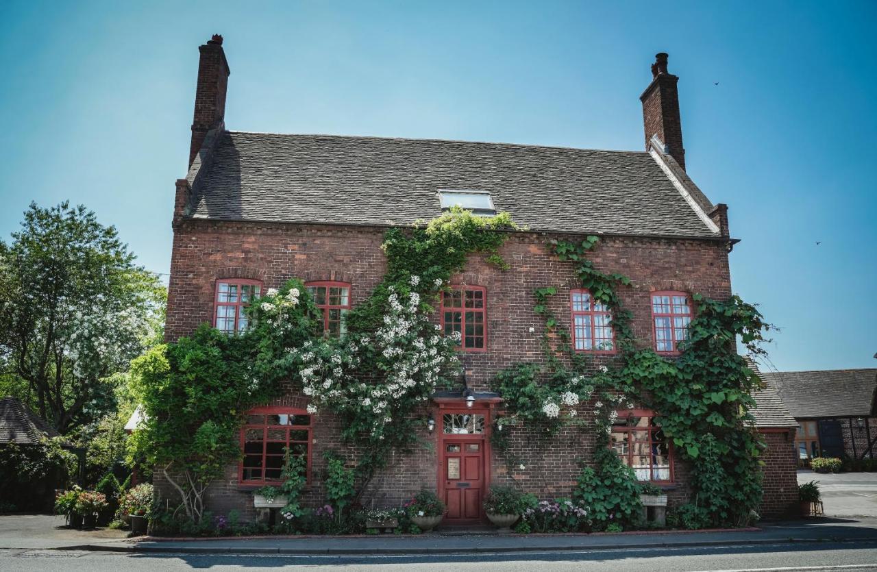 Hundred House Hotel 4*