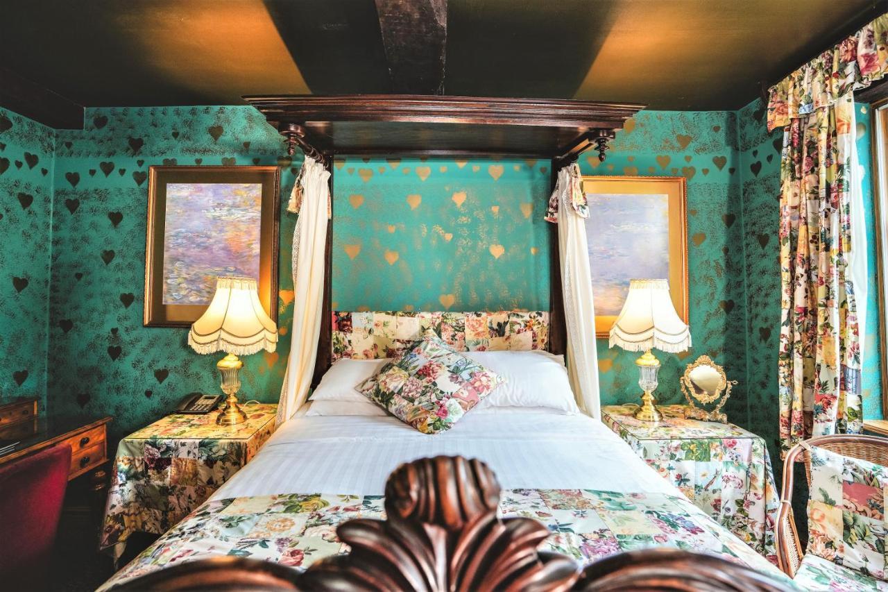 Hundred House Hotel