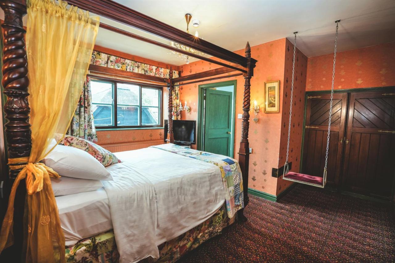 Hundred House Hotel 4*